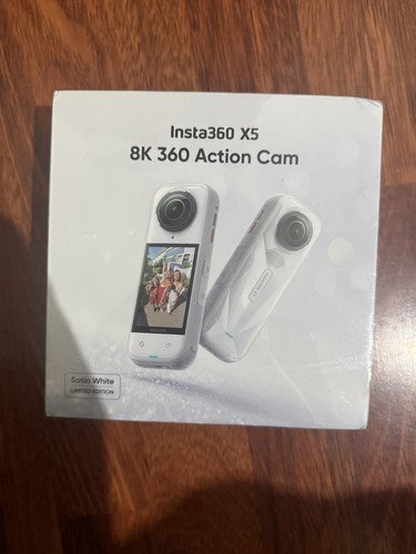 Insta360 action camera 8k - action,